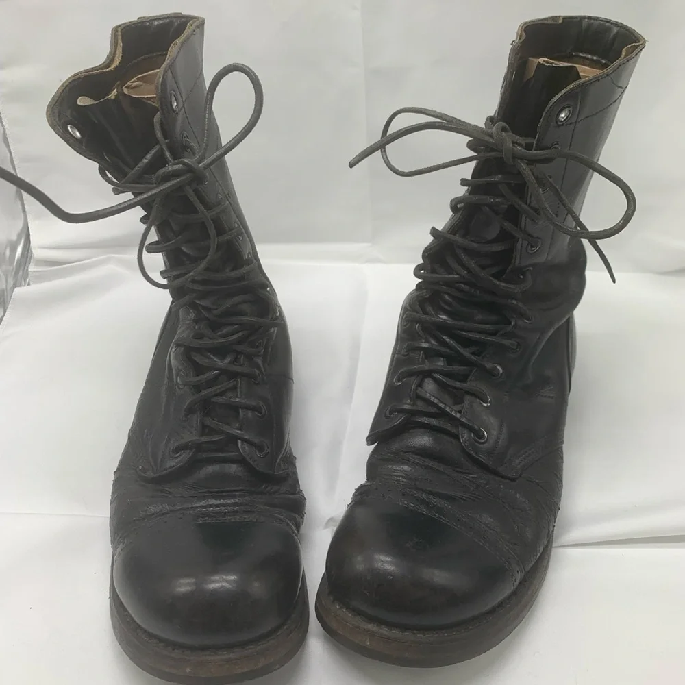 Vintage Corcoran military paratrooper jumper combat boots. Size 9c W